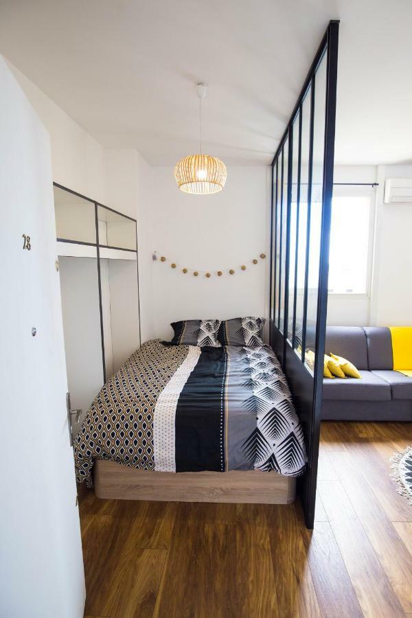 Appartement Hypercentre+ Place De Parking Privee Saint-Denis Kültér fotó