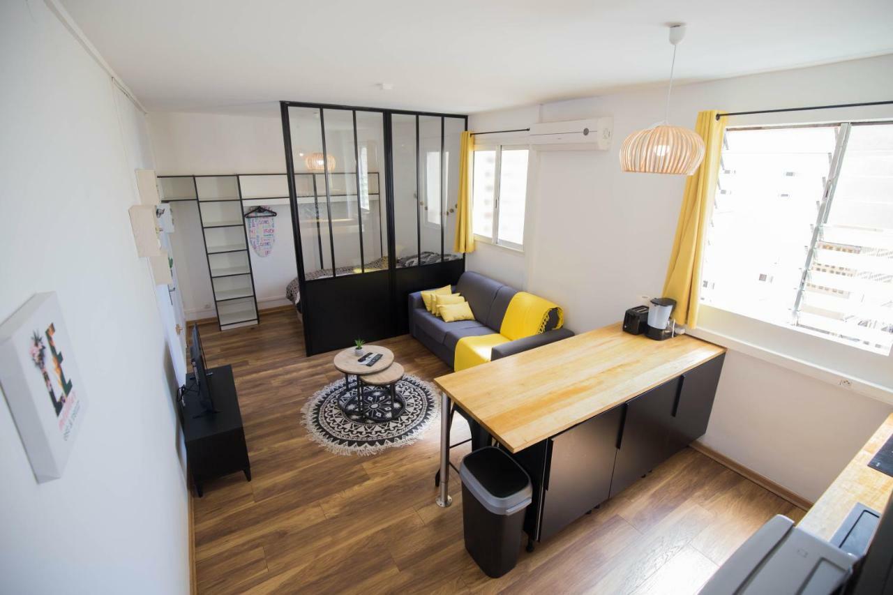 Appartement Hypercentre+ Place De Parking Privee Saint-Denis Kültér fotó